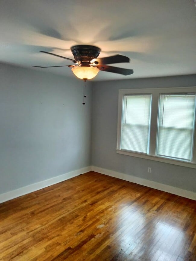 Building Photo - Beautiful 2-Bedroom Brookline Home for Rent