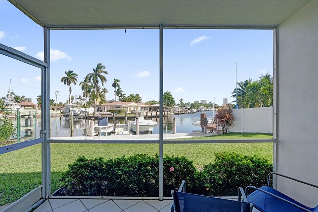 Building Photo - 2201 SE 9th St