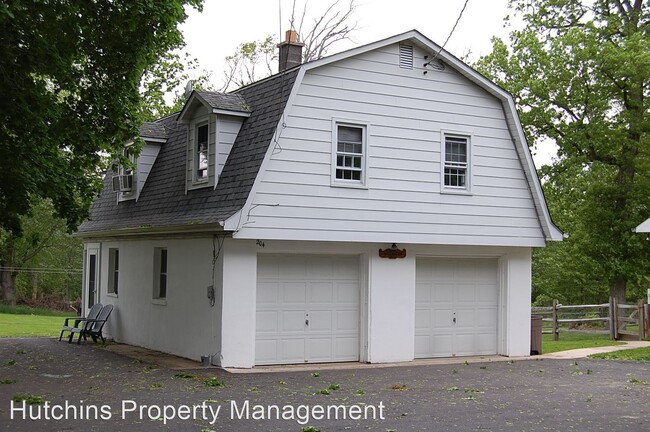 Primary Photo - 1 br, 1 bath House - 204 Calvary Road