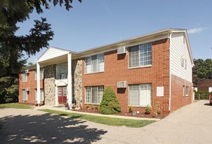 Building Photo - Peach Tree Apartments