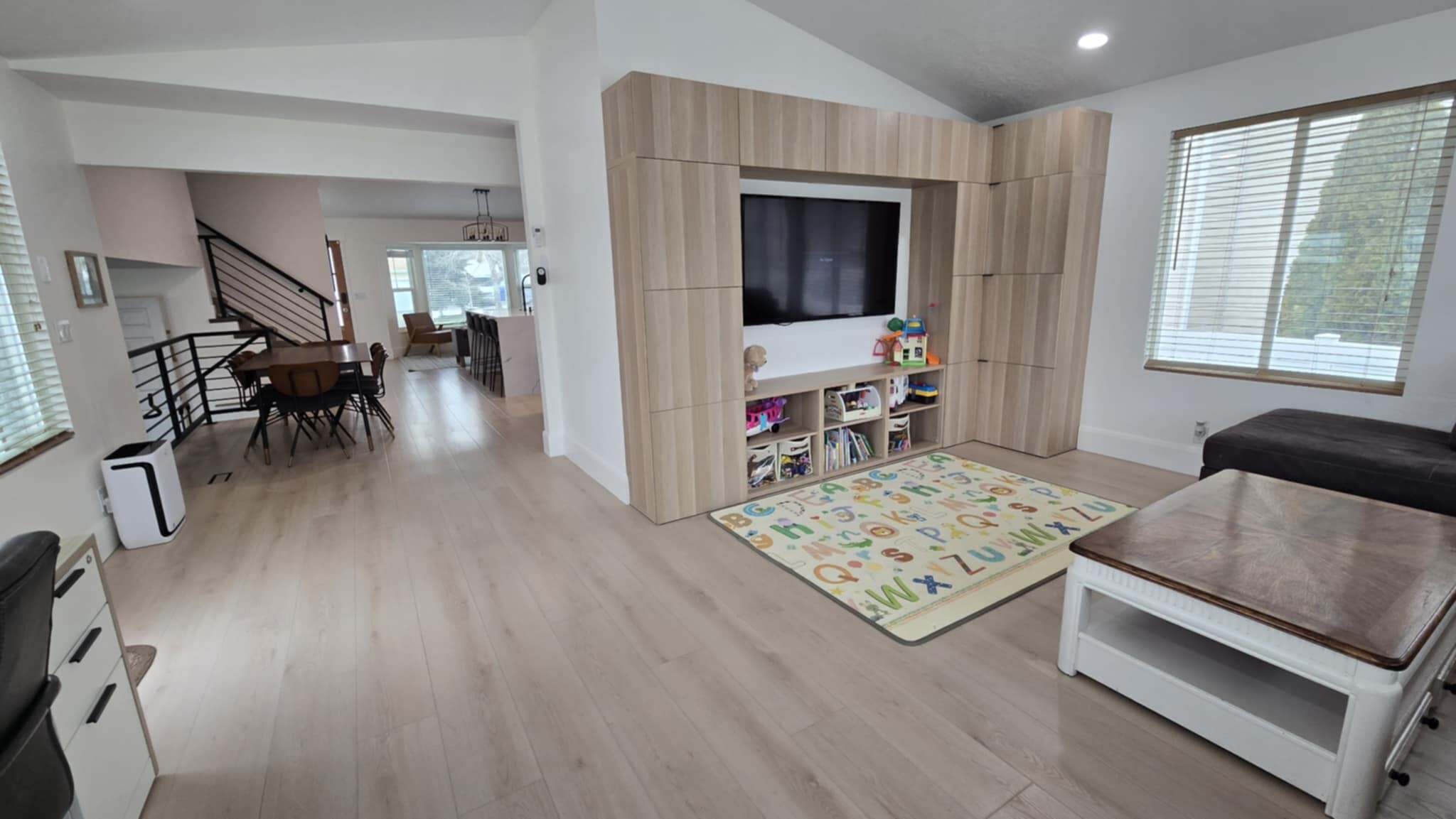 Building Photo - 2504 W Pine Needle Pl