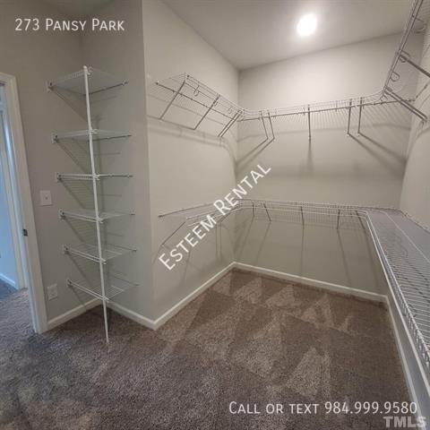 Building Photo - 273 Pansy Pk