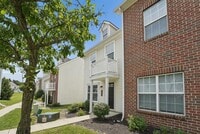 Building Photo - 2048 Opal St