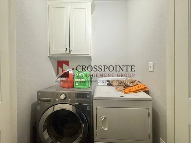Building Photo - Coming Soon! 2 Bedroom 1.5 Bathroom Duplex!
