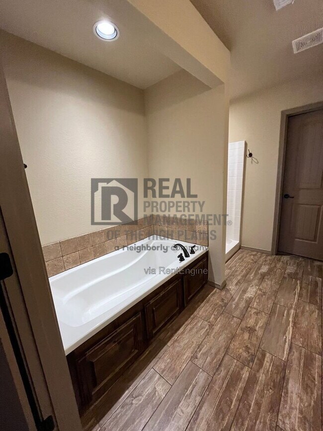Building Photo - 4513 Katharina Ct