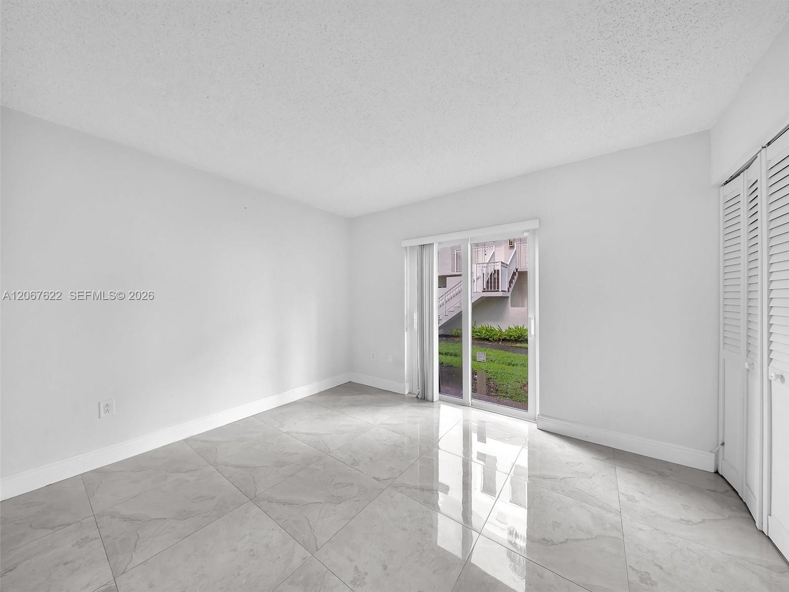 Building Photo - 670 NW 85th Pl