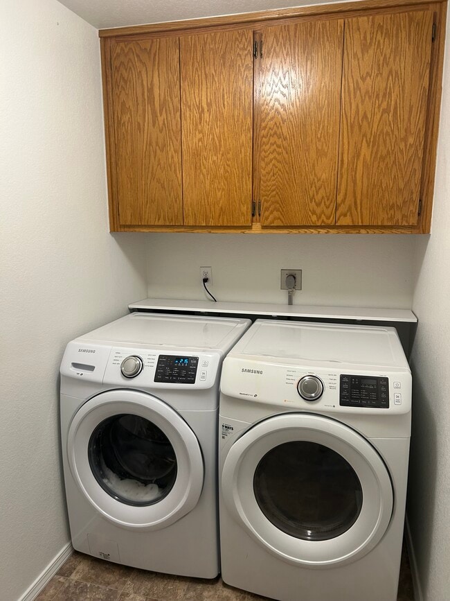 Building Photo - 4906 123rd St NE