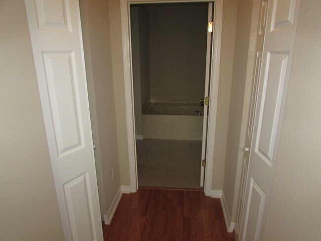 Building Photo - Large Indian Trails Single Family Home