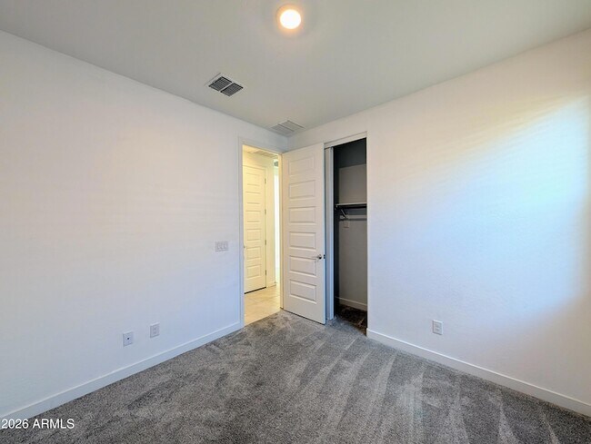 Building Photo - 9509 W Sells Dr