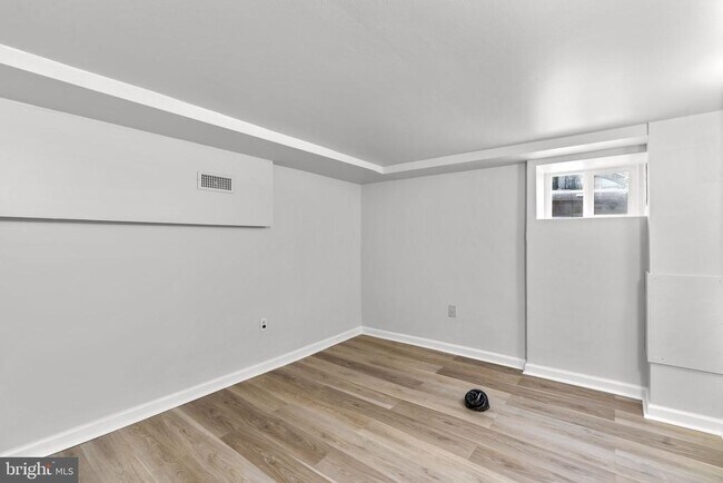 Building Photo - 1405 Reynolds St