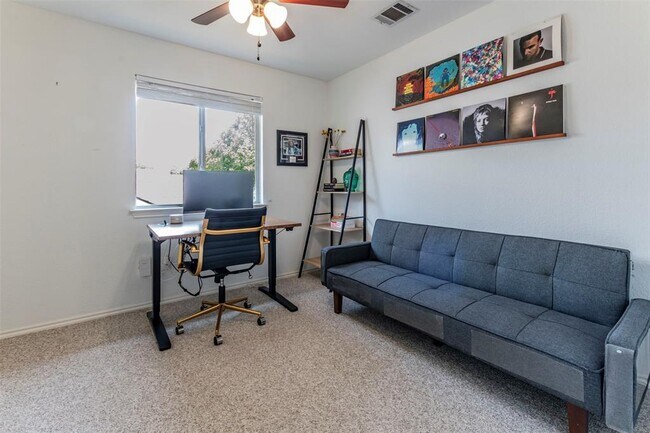 Building Photo - 8112 Siringo Pass