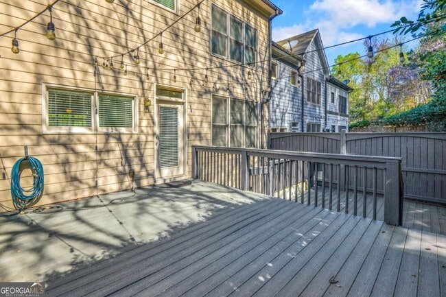 Building Photo - 1660 Gilstrap Ln NW