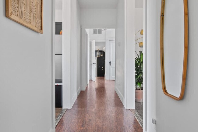 Building Photo - 241 W Water St