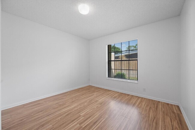 Building Photo - 13511 Jonquil Pl