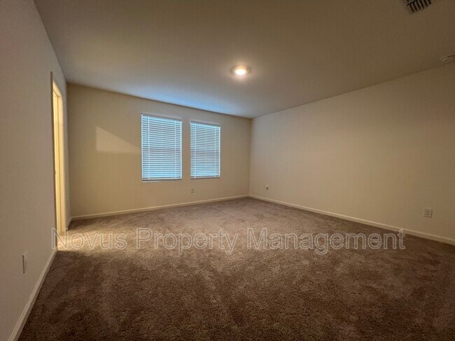Building Photo - 62 Colbury St