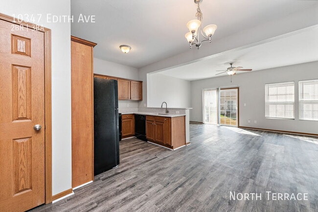 Building Photo - 10347 Edith Ave