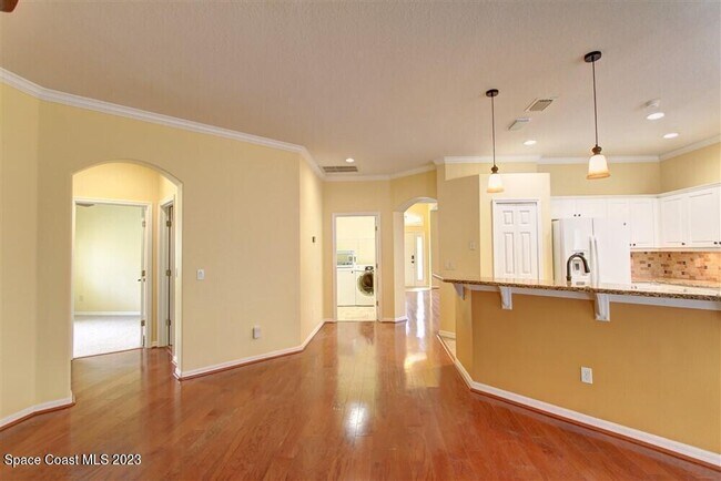 Building Photo - 1648 Kestrel Ct