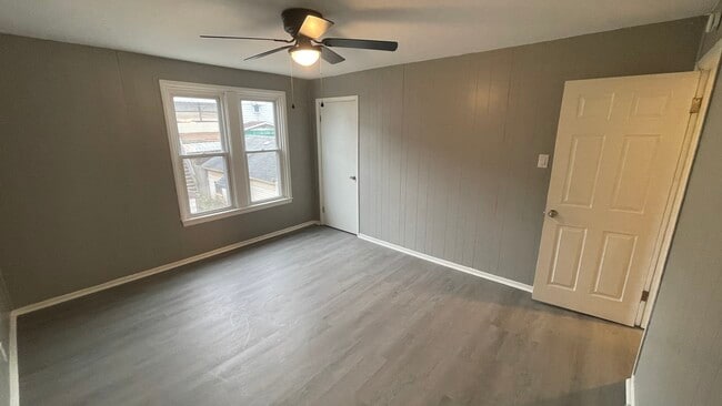 Building Photo - 505 Monongahela Ave