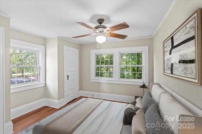 Building Photo - 904 Edgewood Cir