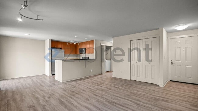Building Photo - 8240 126th Ave NE