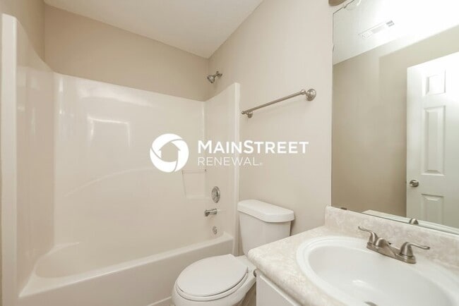 Building Photo - 3 Bedroom Pet-Friendly Home in Union City, GA with Main Street Renewal