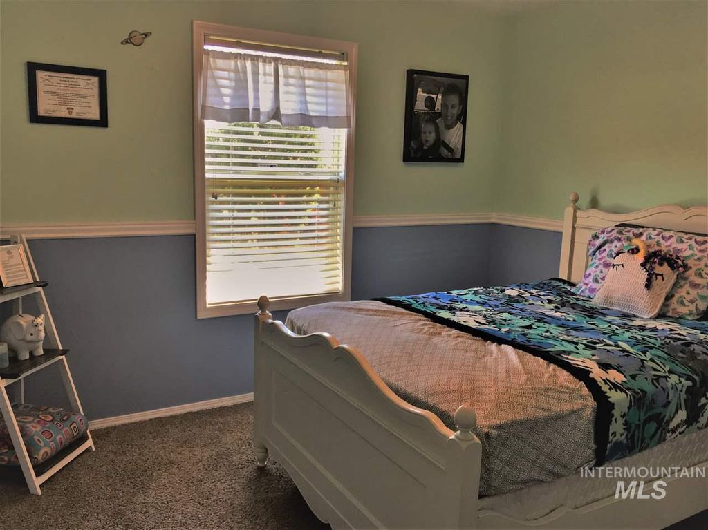 Building Photo - 5008 N Rothmans Ave