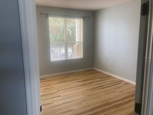 Building Photo - 692 Bayway Blvd
