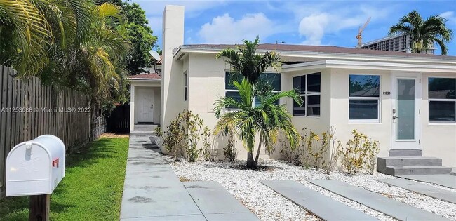Primary Photo - 2633 SW 30th Ct