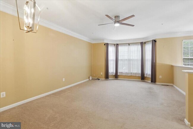 Building Photo - 2943 St Helen Cir