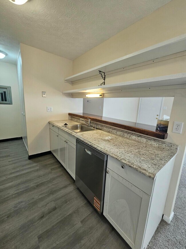 Building Photo - 2446 Winding Hills Ct