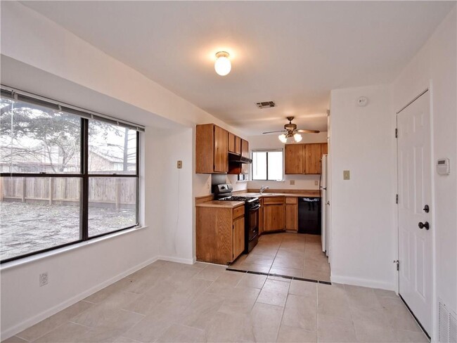 Building Photo - 2203 Frontier Trail