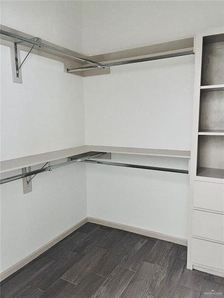 Building Photo - 12610 N 33rd Ln