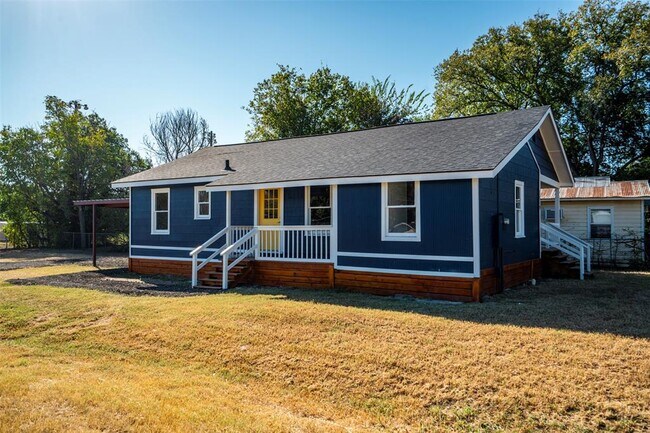 Building Photo - 1819 Pecan St