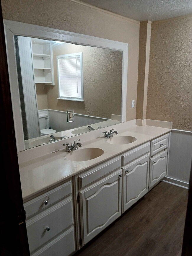 Building Photo - 4156 TX-14