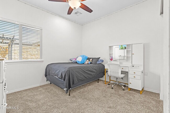 Building Photo - 5128 Jennifer Claire Ln