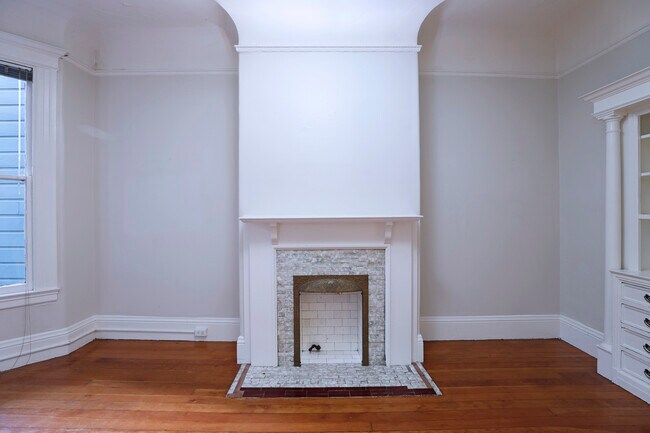 Building Photo - 84a Sanchez St