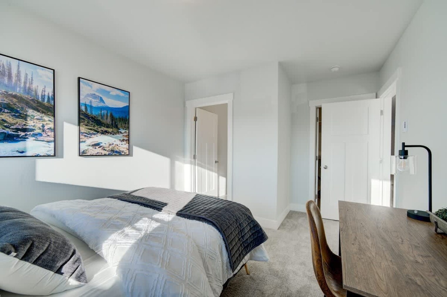 Building Photo - 5242 Fallon St