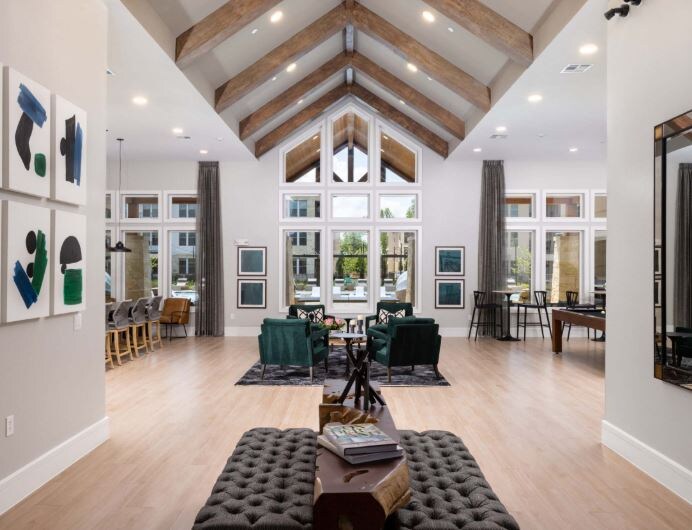 Building Photo - 4255 Magnolia Vlg Dr