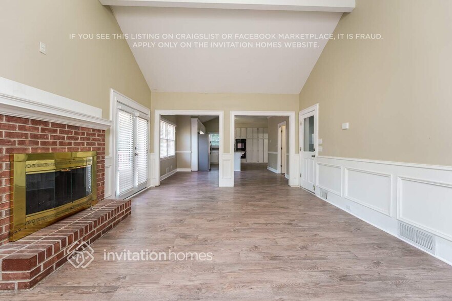 Building Photo - 5055 Shadow Path Ln SW
