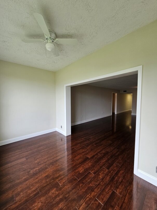 Building Photo - 4595 Chancellor St NE