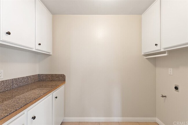 Building Photo - 42 Atherton-