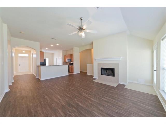 Building Photo - 913 Redbud Road