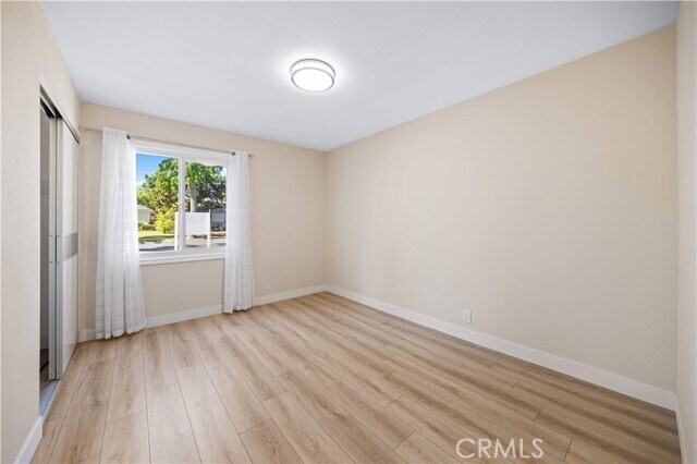 Building Photo - 424 Roosevelt Ave