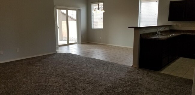 Building Photo - 1143 Desert Sunflower Dr NE