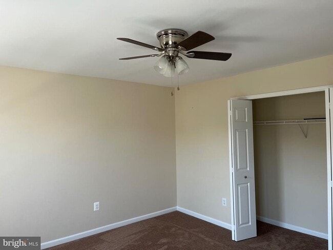 Building Photo - 12432 Gemstone Dr