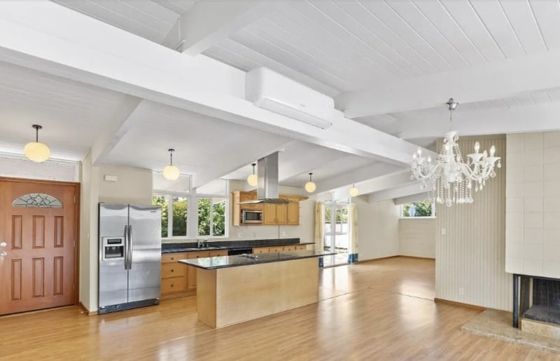 Building Photo - 2085 Sandalwood Ct