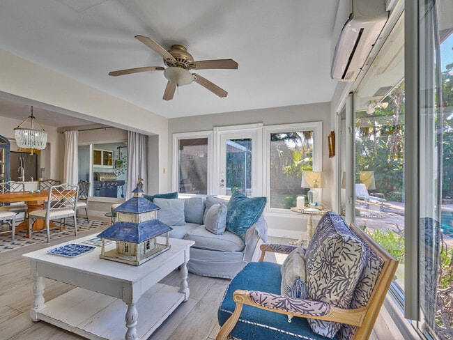 Building Photo - 301 NW 3rd Ct