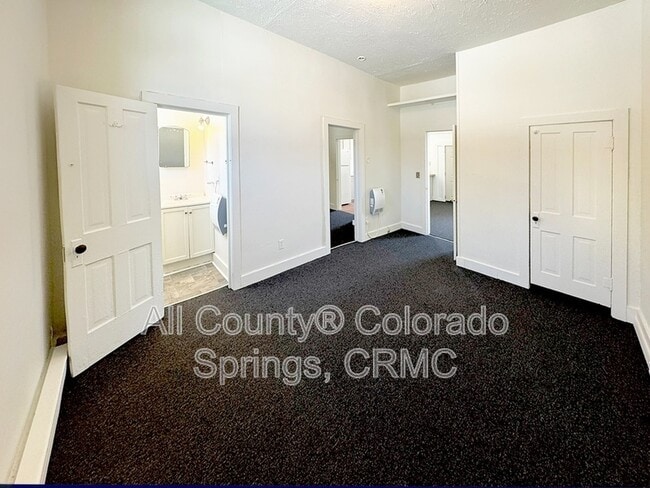 Building Photo - 215 N First Street