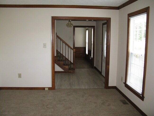 Building Photo - 7163 Plum Grove Ct