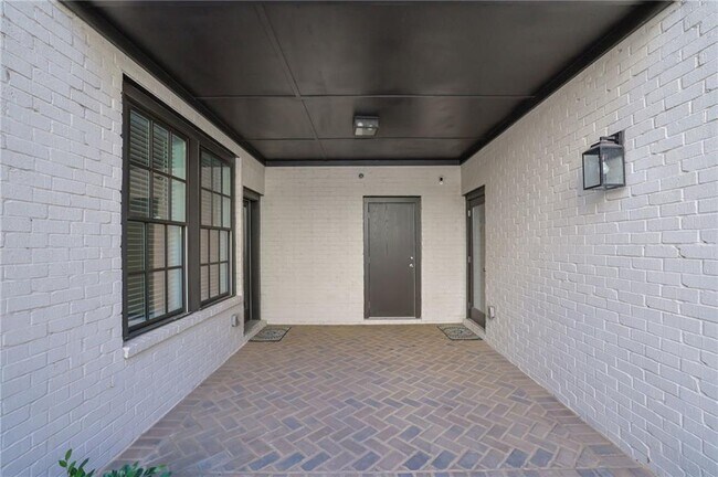 Building Photo - 6572 Aria Village Dr